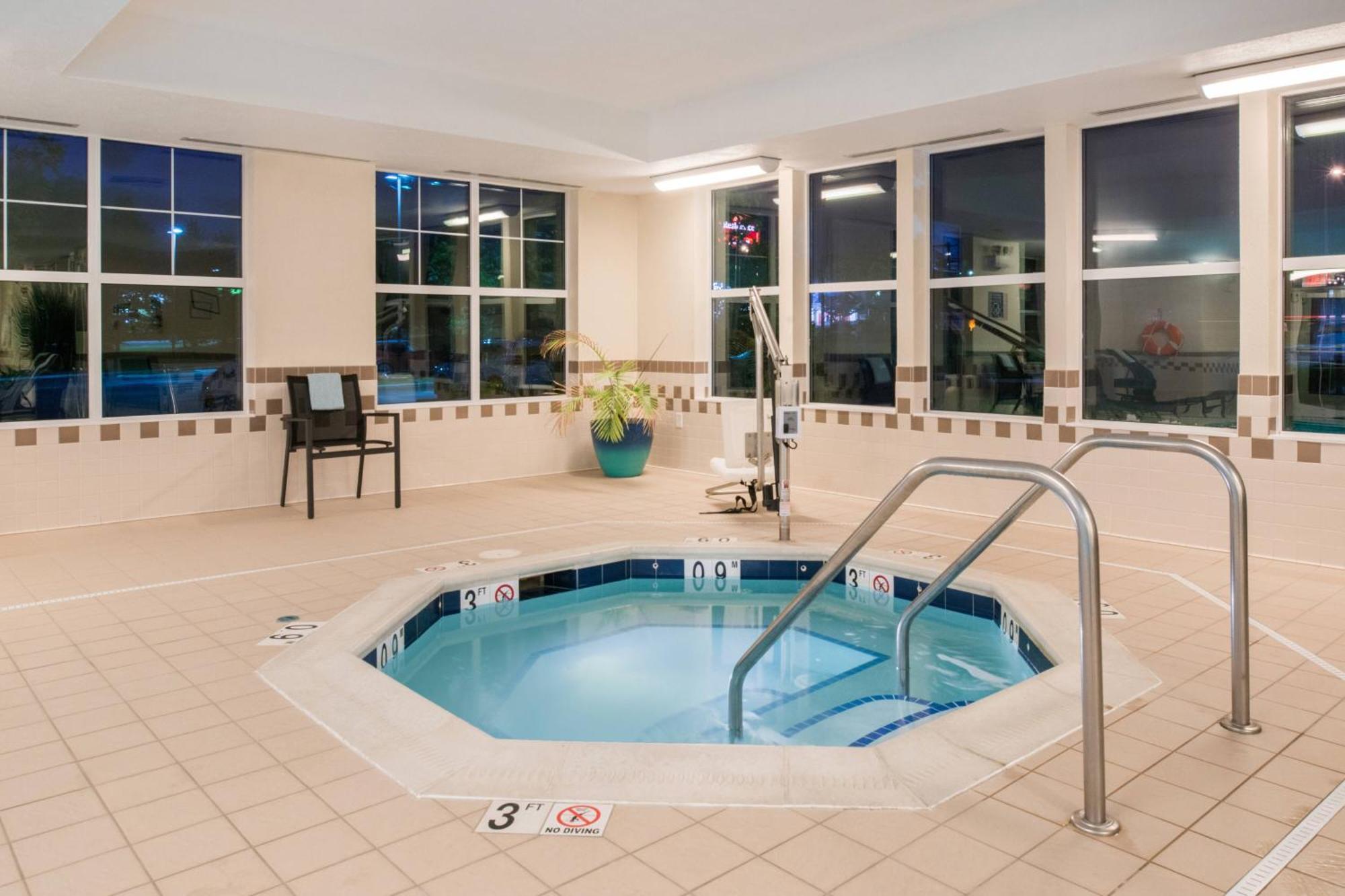 Residence Inn By Marriott Гаррісонбурґ Екстер'єр фото